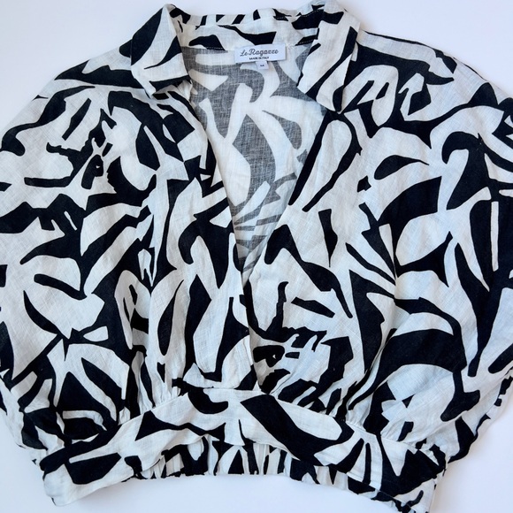 Le Raganne Black and White Patterned Blouse - Picture 2 of 9